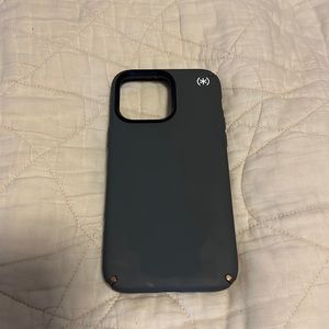 Speck iPhone 14 pro max case
